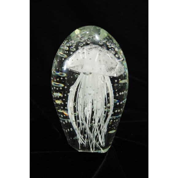 Clear Glass Paperweight Jellyfish Controlled Bubbles 5" Seaside Cottagecore Naut - Picture 1 of 10